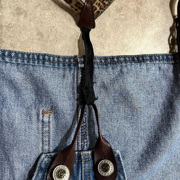 VTG 90s Y2K Denim Overalls Women Size 20
Adjustable length Made in Hong Kong - Picture 7 of 8